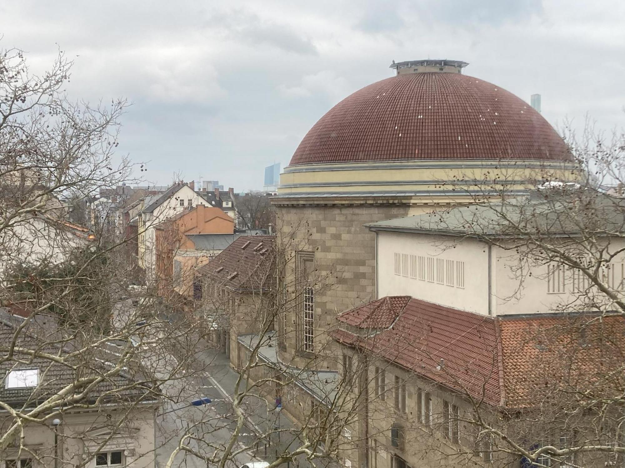 Ueber Den Daechern Von Offenbach Buitenkant foto